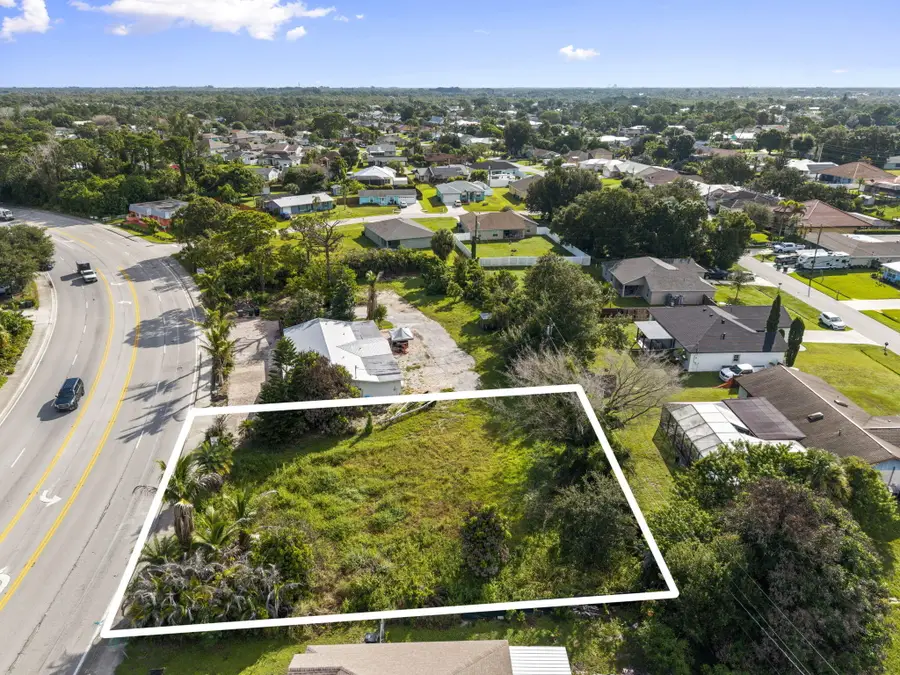 158 NE Saint James, Port Saint Lucie, FL 34983 - #3