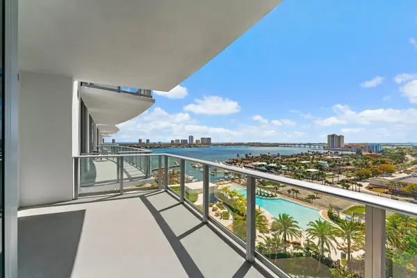 220 Lake Shore Drive #1219, Lake Park, FL 33403