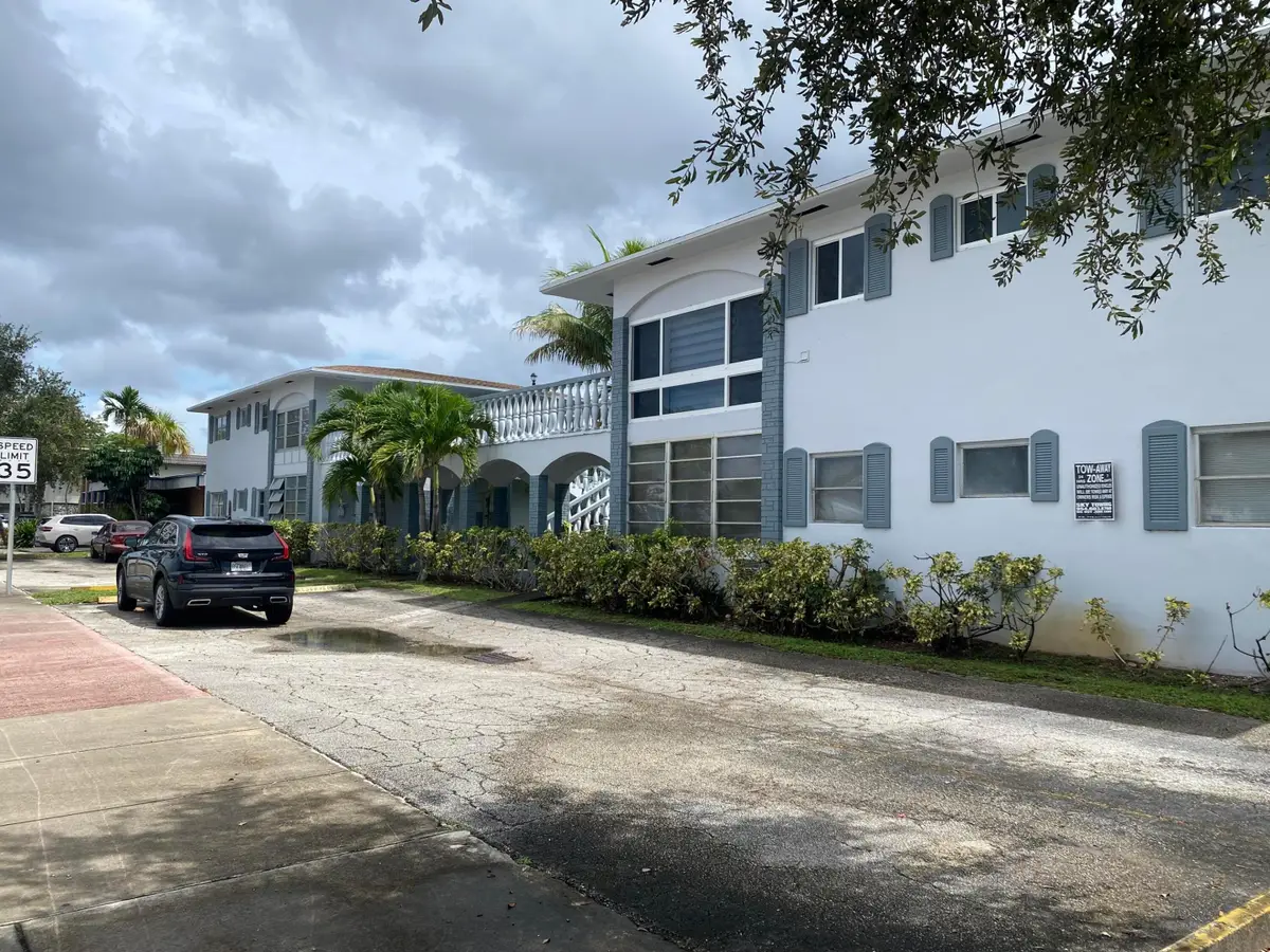 5112 Hollywood Boulevard #25, Hollywood, FL 33021 - #1