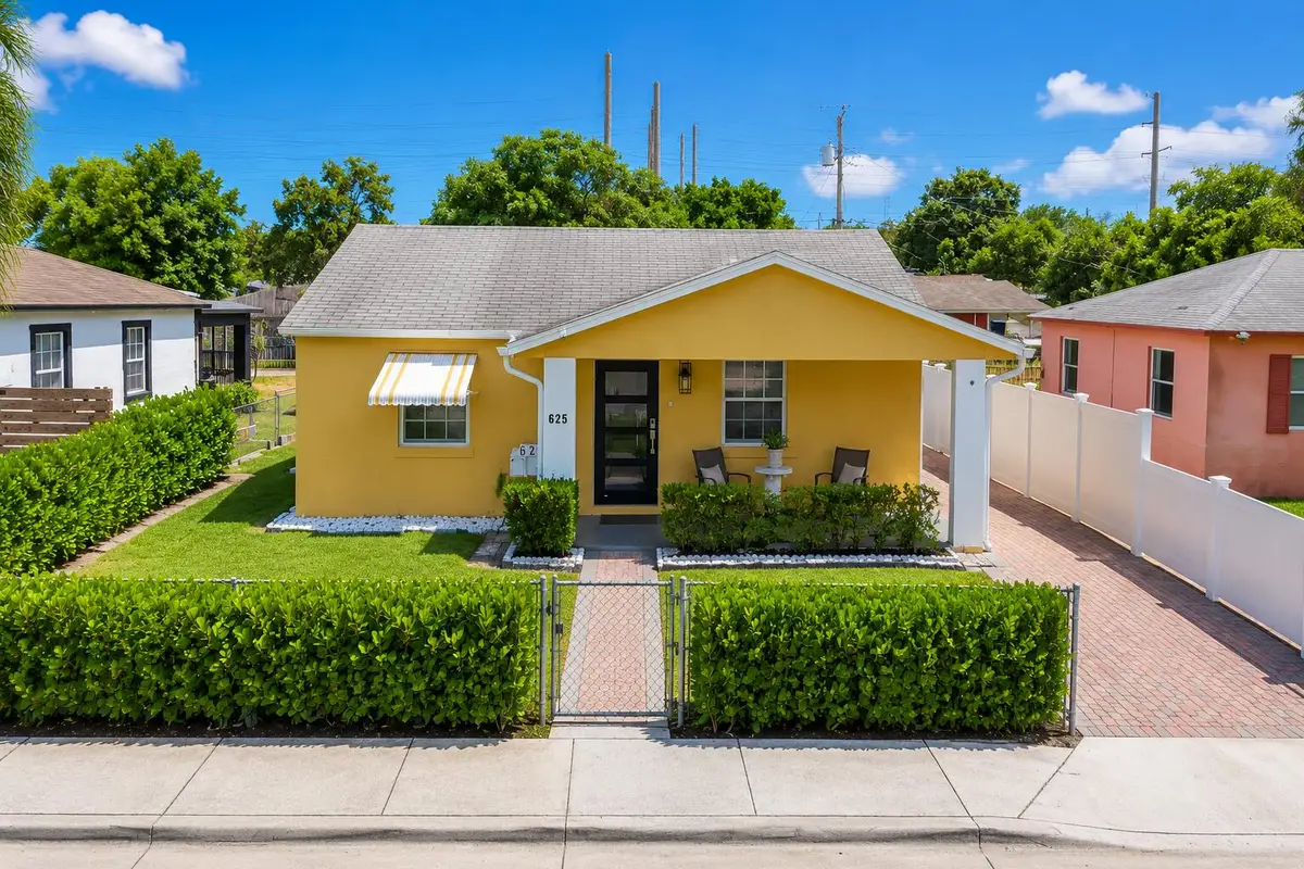 625 W 2nd Street, Riviera Beach, FL 33404 - #1