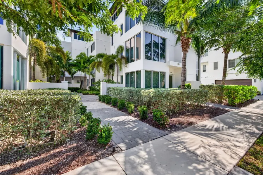 244 Garden Court, Lauderdale By The Sea, FL 33308 - #3