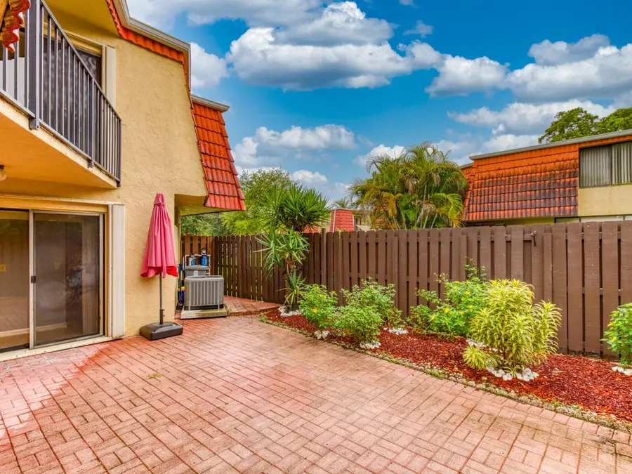 23078 Oxford Place #Apt D, Boca Raton, FL 33433 - #2