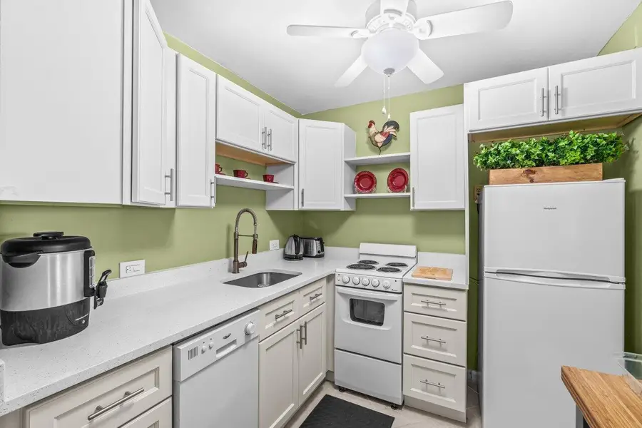 68 Suffolk B #680, Boca Raton, FL 33434 - #2