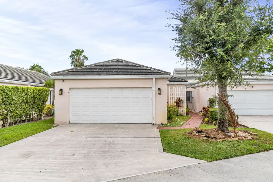 1066 Island Manor Drive, Greenacres, FL 33413 - #2