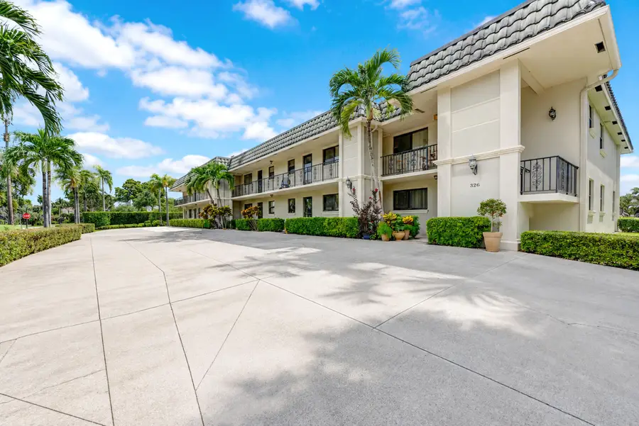 326 Northlake Drive #201, North Palm Beach, FL 33408 - #3
