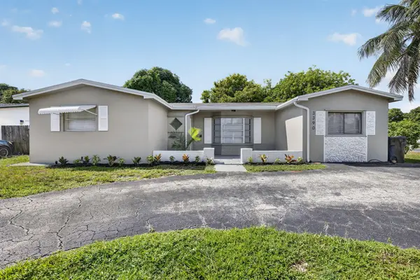 3390 NW 42nd Street, Lauderdale Lakes, FL 33309