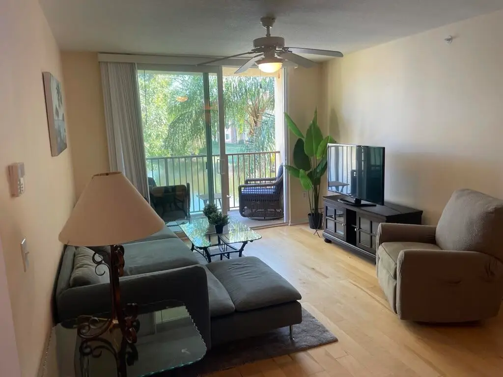 712 Villa Circle, Boynton Beach, FL 33435 - #1