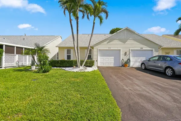 2543 SE Tropical E Circle, Port St Lucie, FL 34952