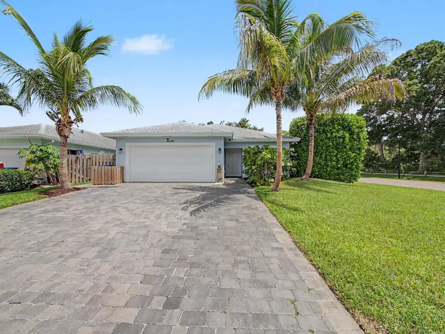 17700 Cornelia Avenue, Jupiter, FL 33458 - #2