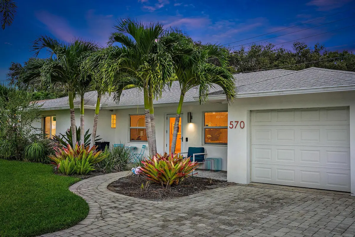 570 N Dover Road, Tequesta, FL 33469 - #1