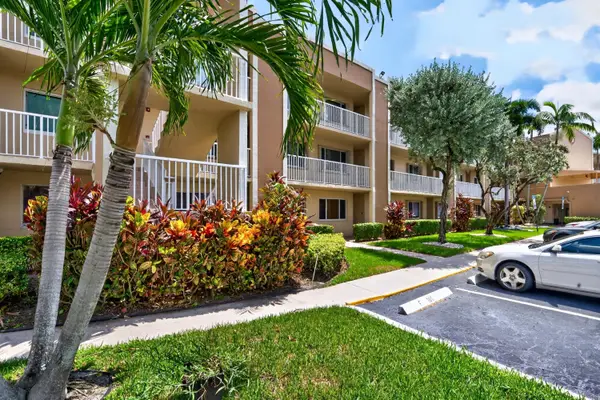 7348 N Devon Drive #203, Tamarac, FL 33321