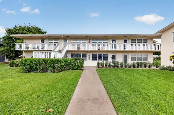 210 Canterbury J #1, West Palm Beach, FL 33417