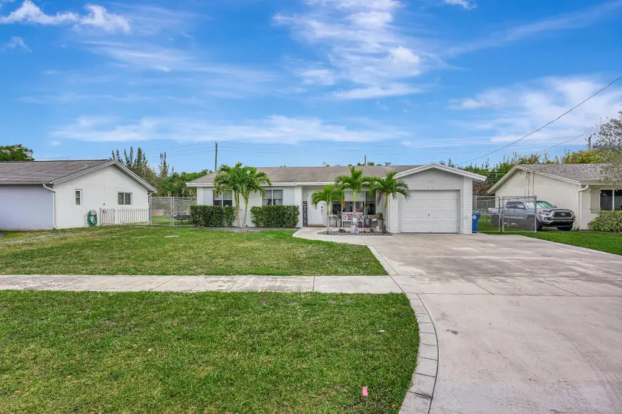 4770 NW 113th Avenue, Sunrise, FL 33323 - #2
