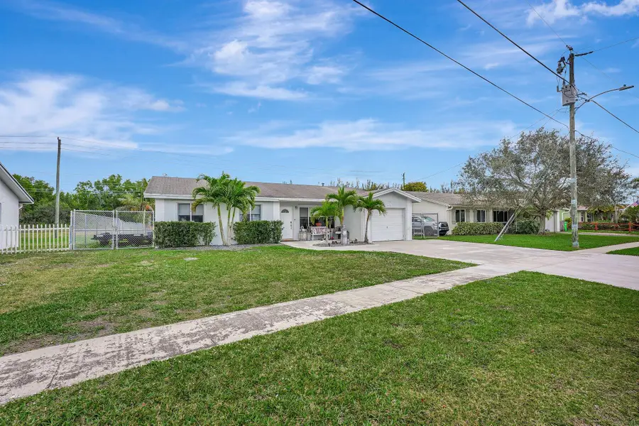 4770 NW 113th Avenue, Sunrise, FL 33323 - #3