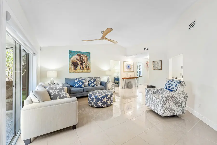 140 Arrowhead Circle, Jupiter, FL 33458 - #2