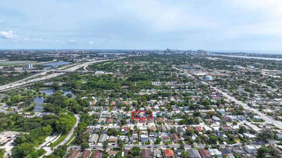 1000 W Lakewood Road, West Palm Beach, FL 33405 - #3