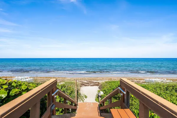 3440 S Ocean Boulevard #304, Palm Beach, FL 33480
