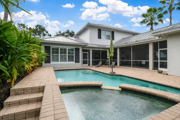 2664 Greenway Drive, Jupiter, FL 33458
