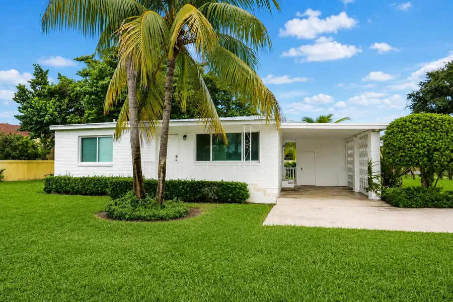 2516 Lorraine Court, North Palm Beach, FL 33403 - #2
