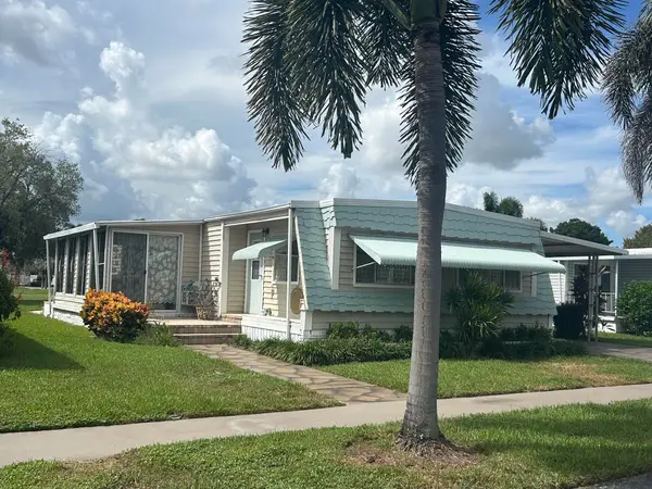 132 NW 53rd Place, Deerfield Beach, FL 33064