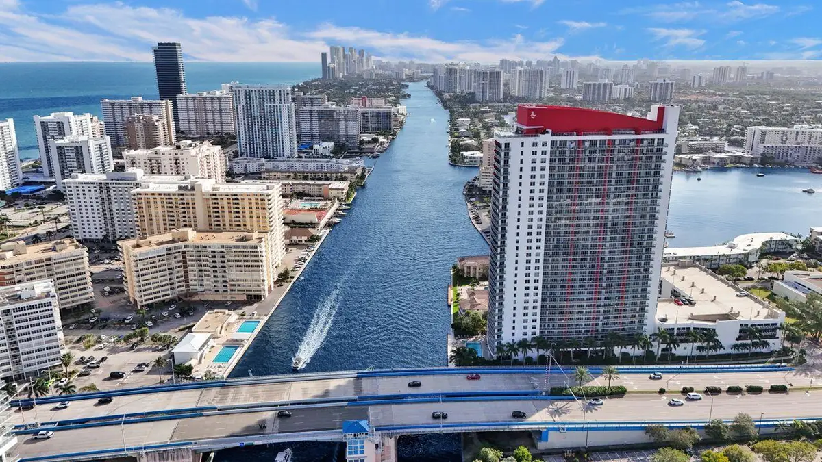 2600 E Hallandale Beach Boulevard #T3210, Hallandale Beach, FL 33009 - #1