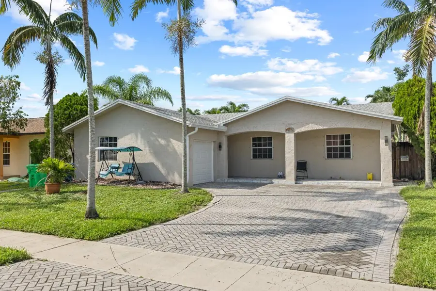 10975 NW 27th Place, Sunrise, FL 33322 - #2