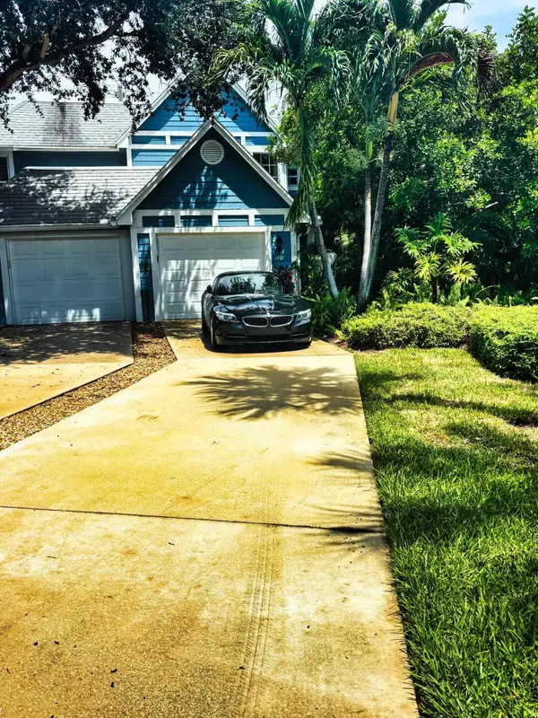 1401 Ocean Dunes Circle, Jupiter, FL 33477