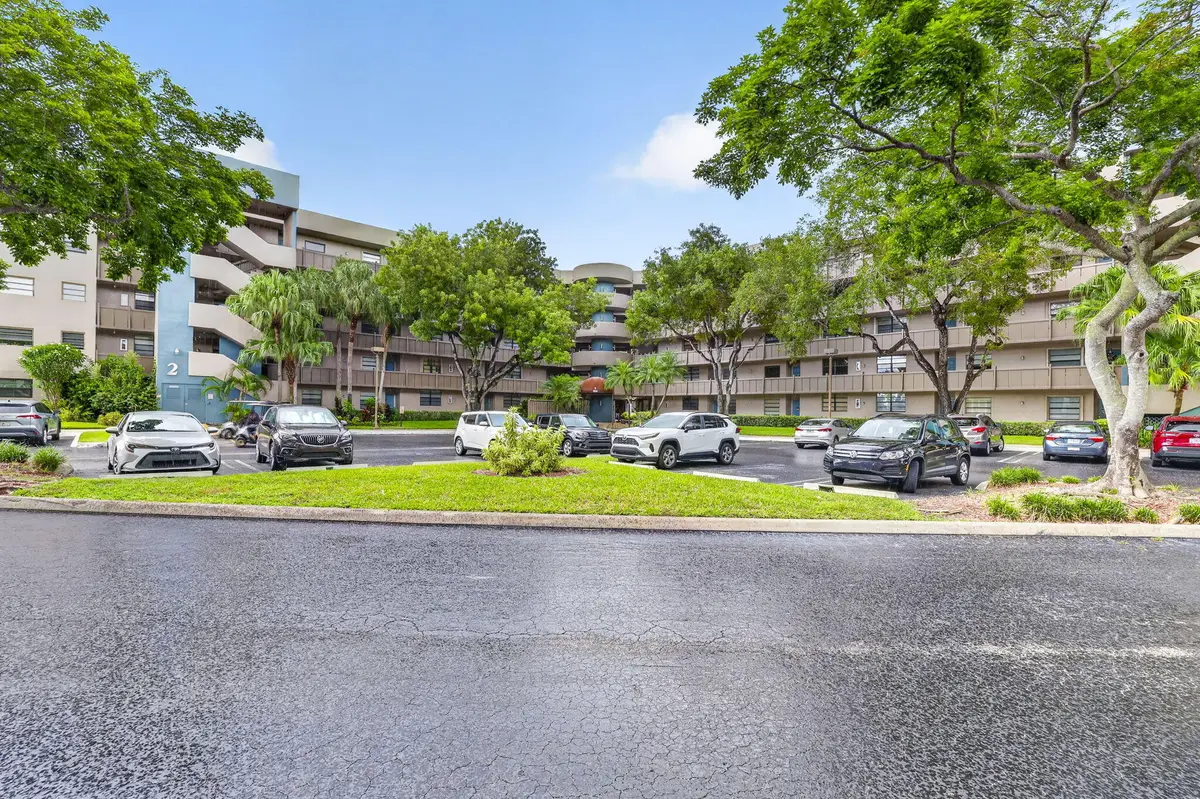 1000 Colony Point Circle #108, Pembroke Pines, FL 33026 - #1