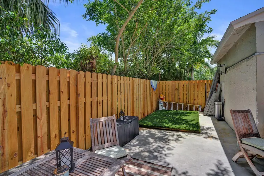 734 NW 132nd Terrace, Plantation, FL 33325 - #2