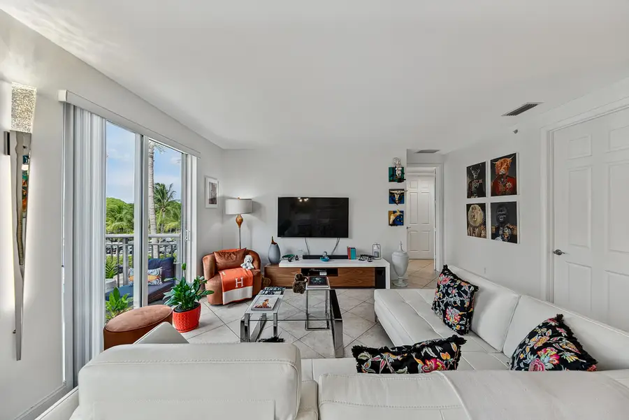 2631 NE 14th Avenue #316, Wilton Manors, FL 33334 - #3