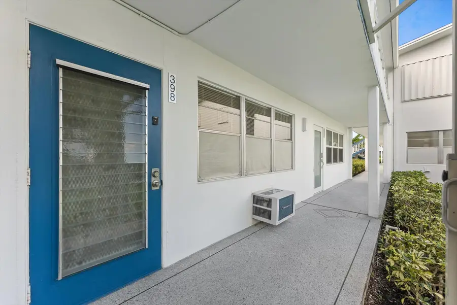 398 Tilford S, Deerfield Beach, FL 33442 - #2