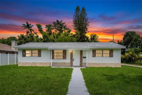 210 NE 5th Avenue, Dania Beach, FL 33004
