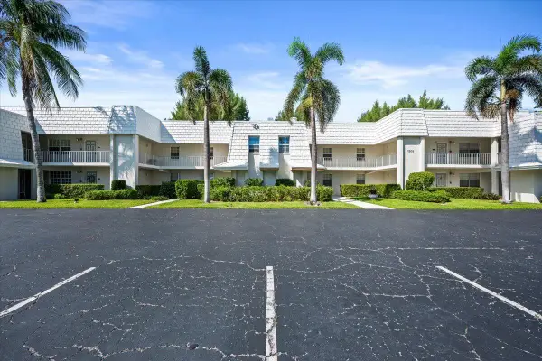 1205 E Sandy Lane E #249, Singer Island, FL 33404