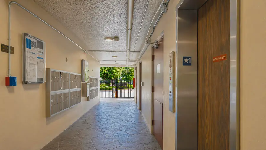 2650 NW 49th Avenue # 318, Lauderdale Lakes, FL 33313 - #3