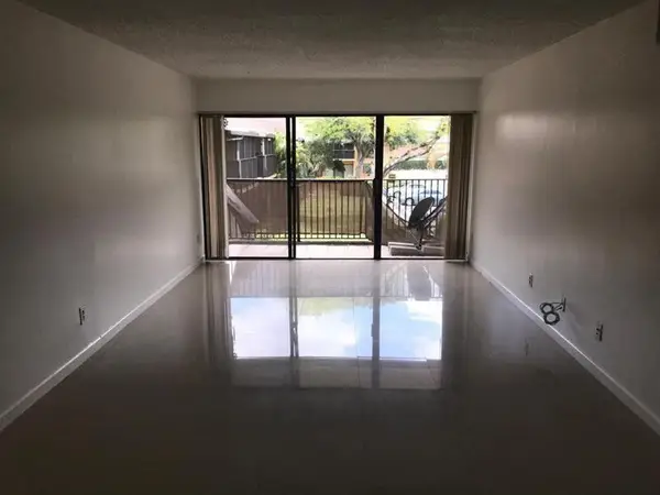 5825 Washington Street #40, Hollywood, FL 33023