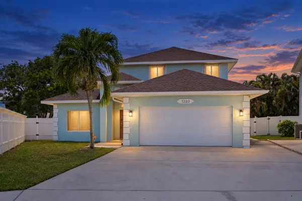 1220 Bonefish Court, Fort Pierce, FL 34949