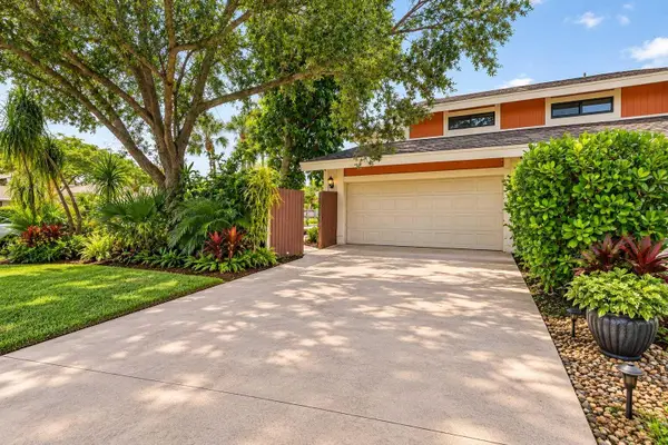 7666 Sierra Terrace W, Boca Raton, FL 33433