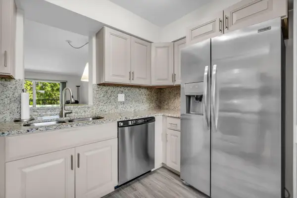 7267 Huntington Lane #403, Delray Beach, FL 33446
