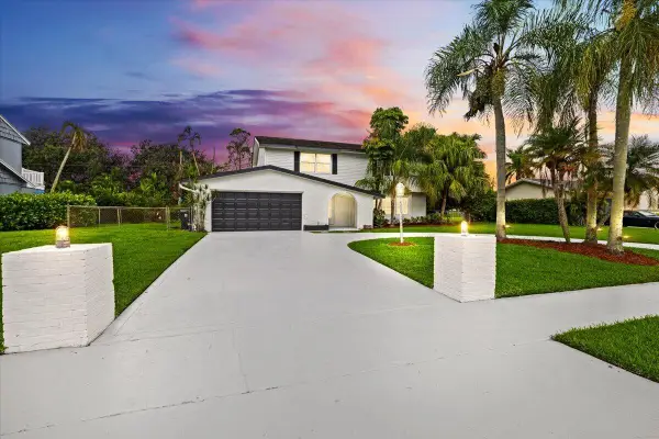 3179 Hoylake Road, Lake Worth, FL 33467