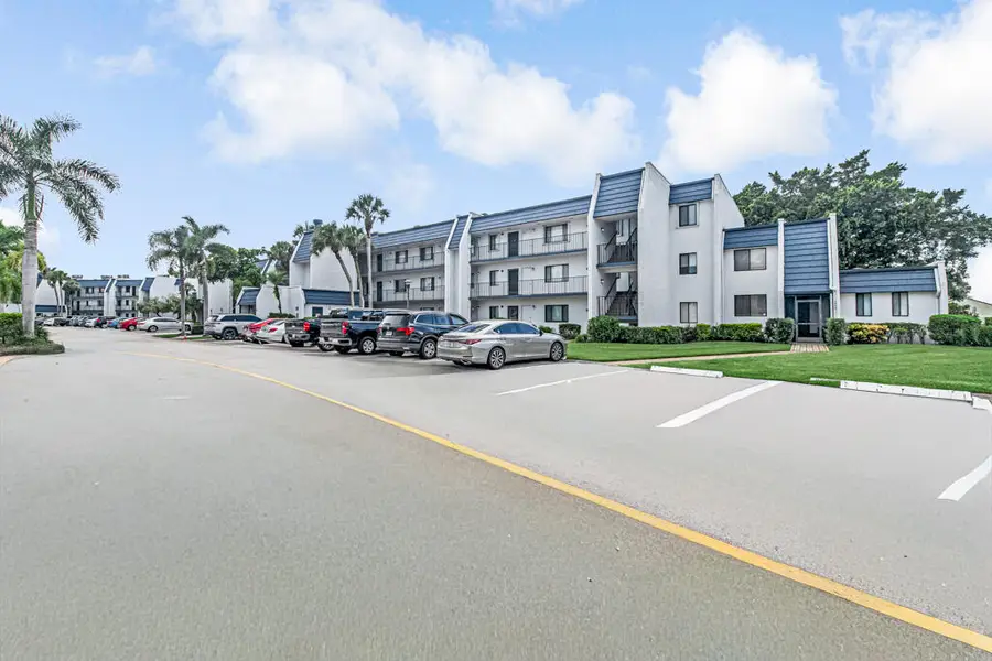 4465 Luxemburg Court #108, Lake Worth, FL 33467 - #3