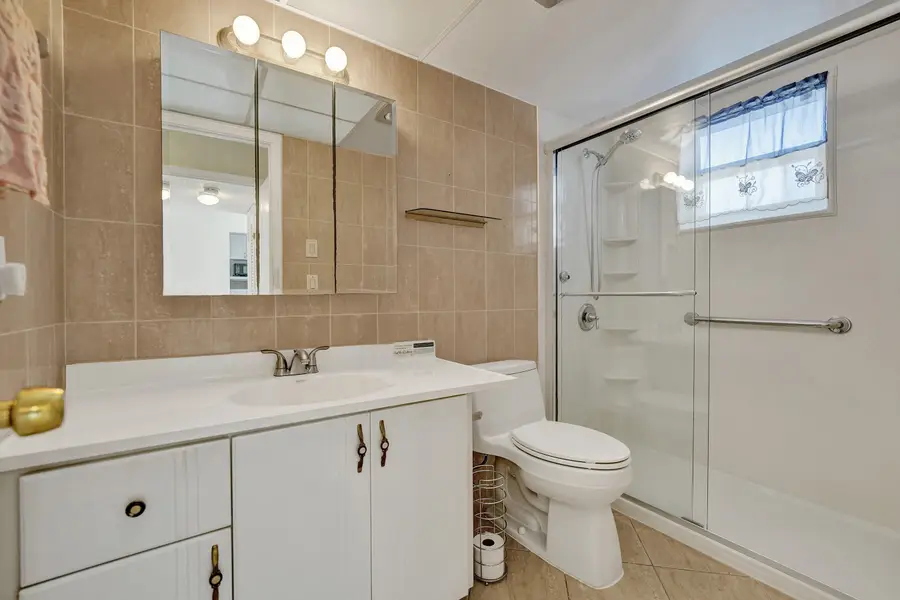 610 NE 12th Avenue #306, Hallandale Beach, FL 33009 - #3