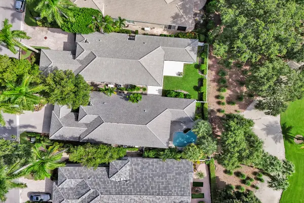 16106 Villa Vizcaya Place, Delray Beach, FL 33446