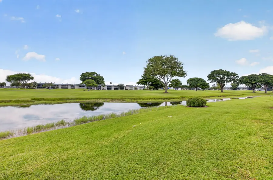 204 Burgundy E, Delray Beach, FL 33484 - #2