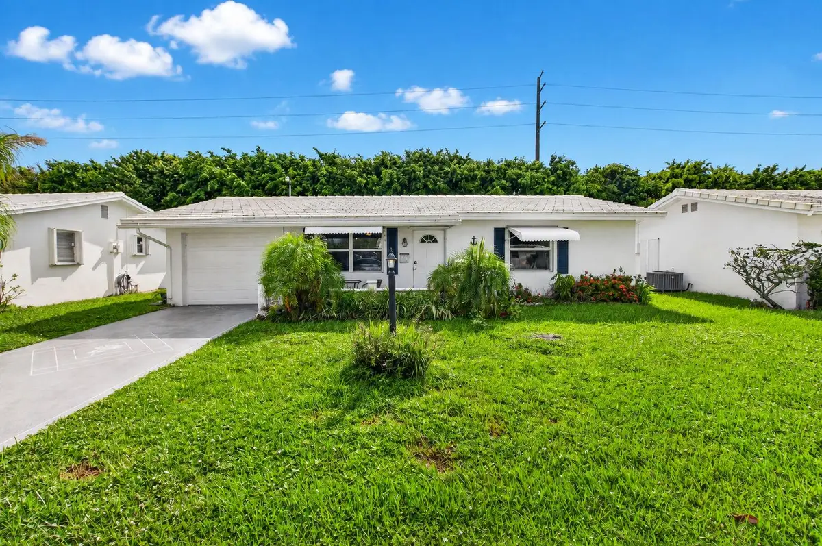 400 SW 8th Place, Boynton Beach, FL 33426 - #1