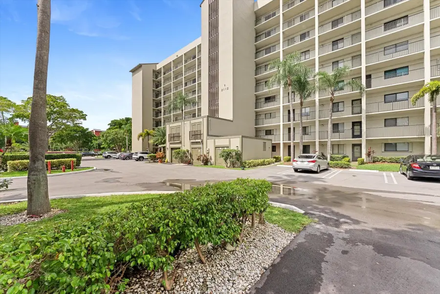 2112 S Cypress Bend Drive #607, Pompano Beach, FL 33069 - #2