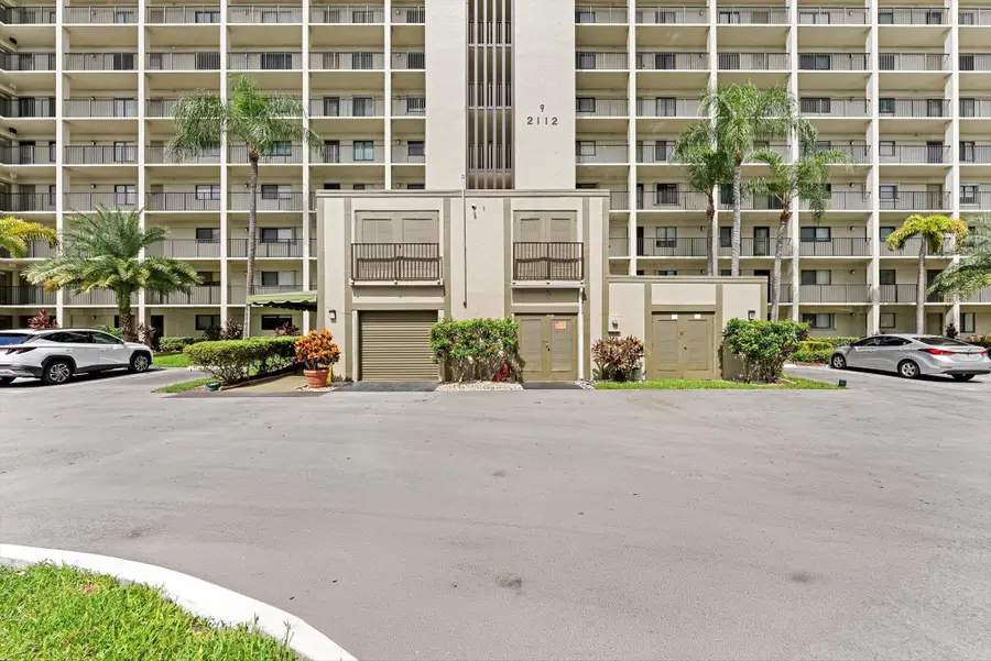 2112 S Cypress Bend Drive #607, Pompano Beach, FL 33069 - #3
