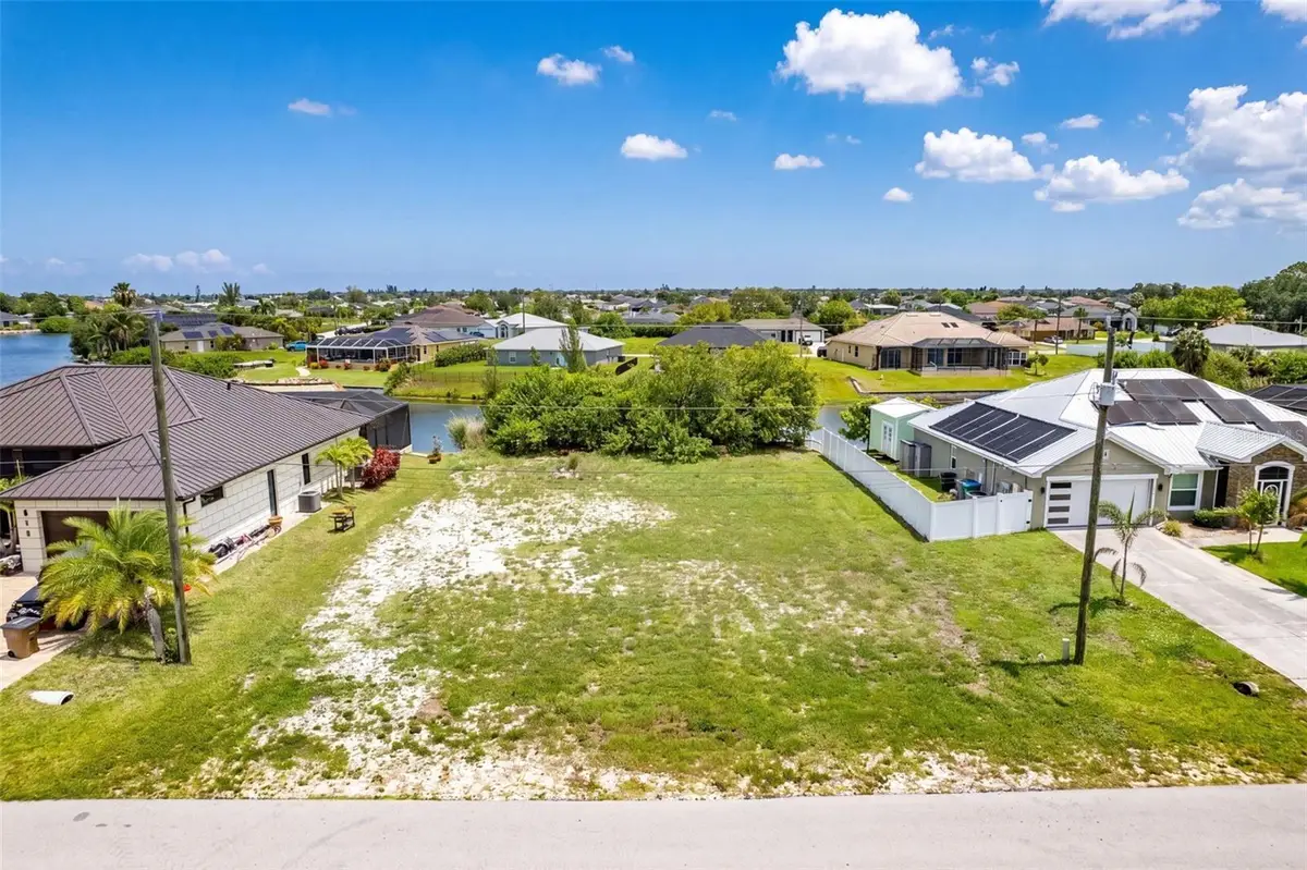 623 NE 7th Terrace, Cape Coral, FL 33909 - #1