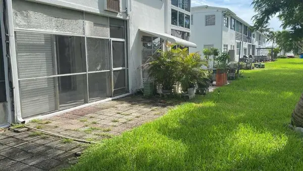 50 NW 204th Street #8, Miami Gardens, FL 33169