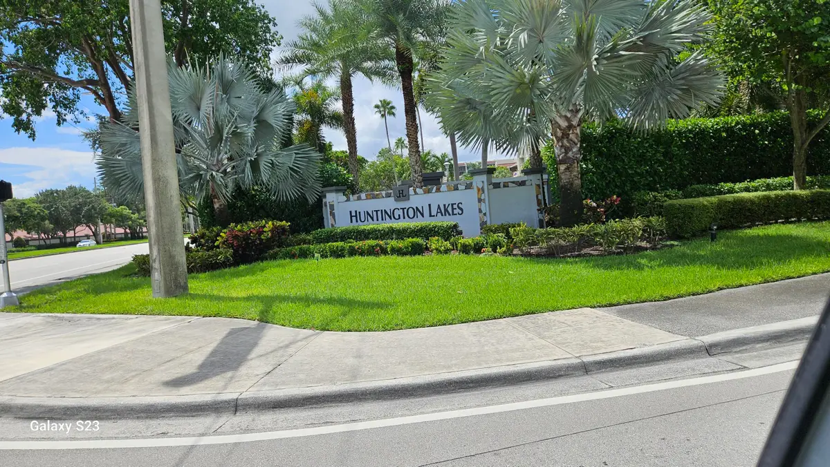 7185 Huntington Lane, Delray Beach, FL 33446 - #1