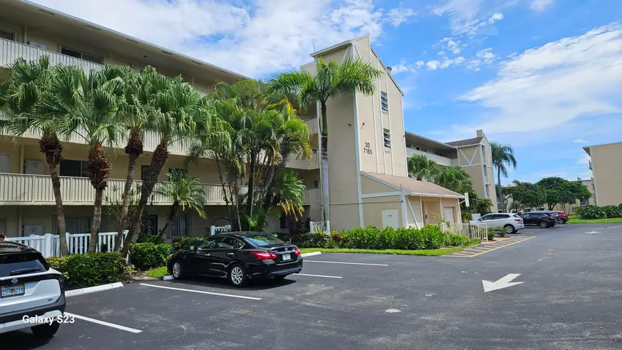 7185 Huntington Lane, Delray Beach, FL 33446 - #3